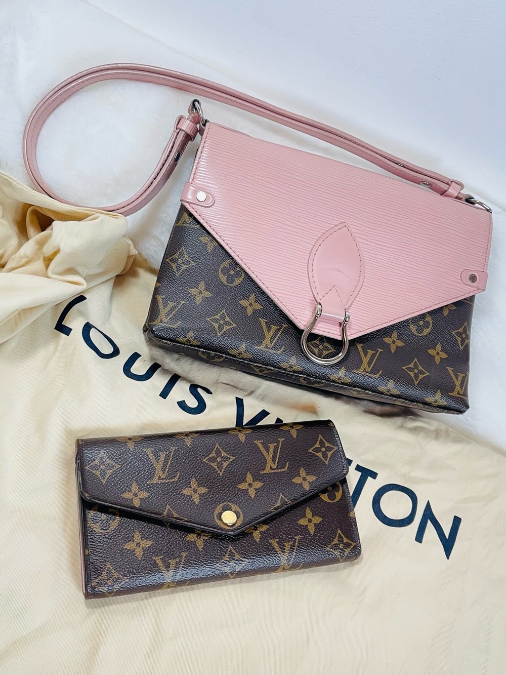 Louis Vuitton Pink & Monogram Epi Leather Crossbody Bag
